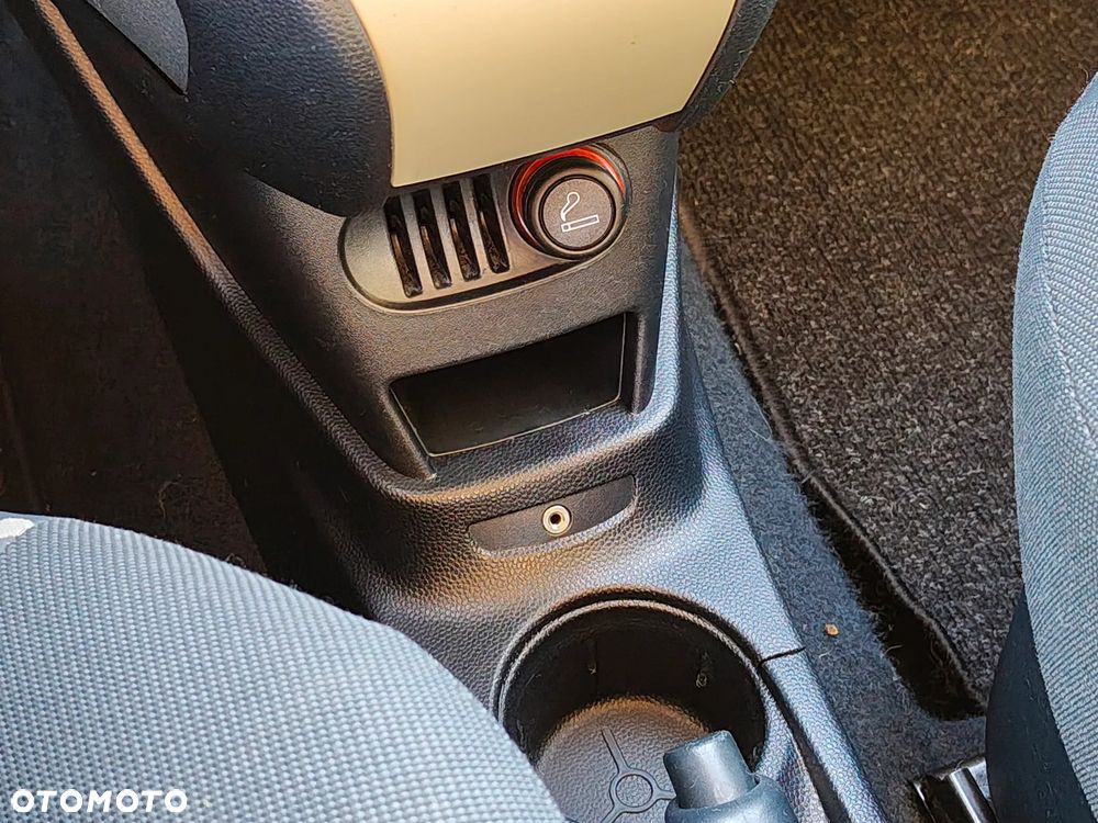 Ford KA 1.2 Ambiente - 16