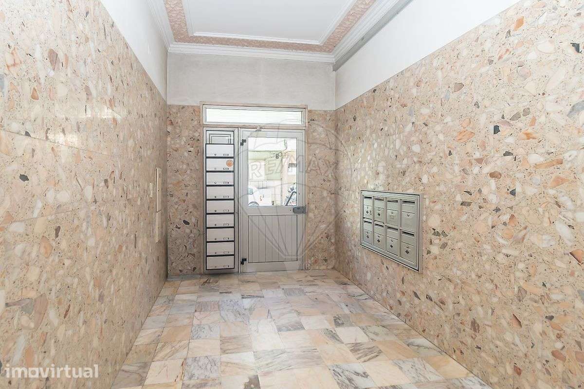 Apartamento T2 para venda em Paio Pires - Grande imagem: 3/31