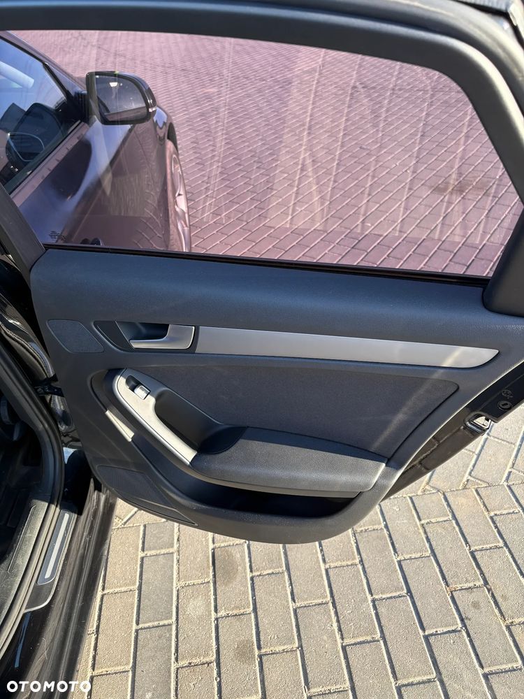 Audi A4 Limousine 2.0 TDI Quattro S tronic - 11