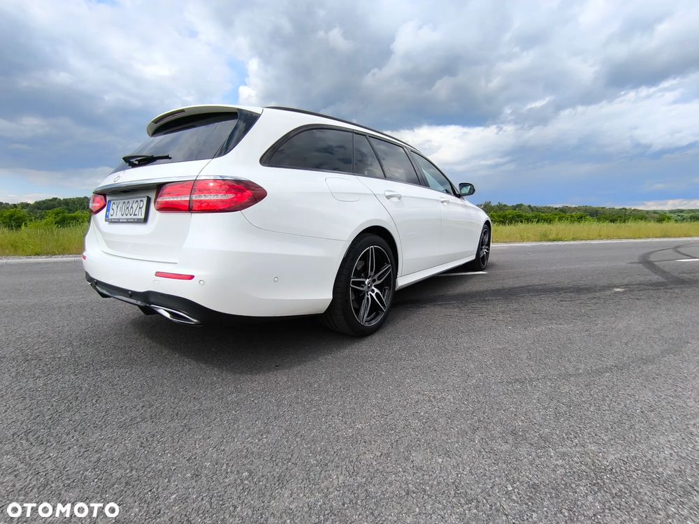 Mercedes-Benz Klasa E 400 d 4-Matic 9G-TRONIC - 14
