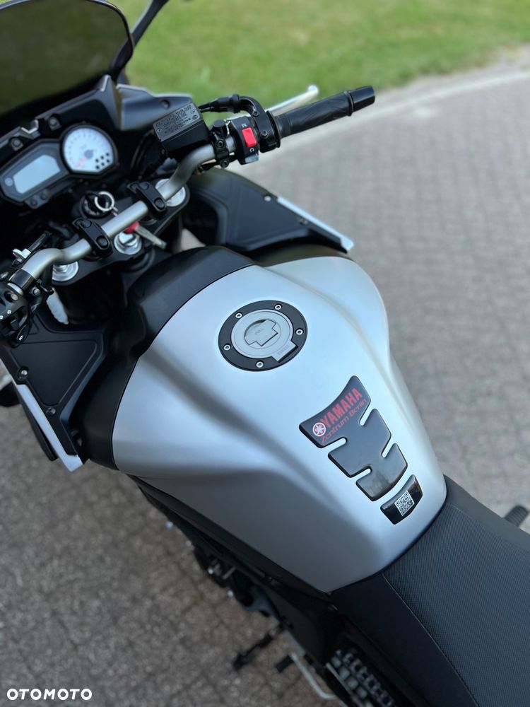 Yamaha FZ8 - 27