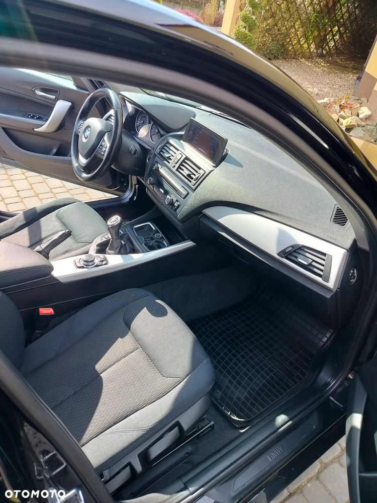BMW Seria 1 116i - 12