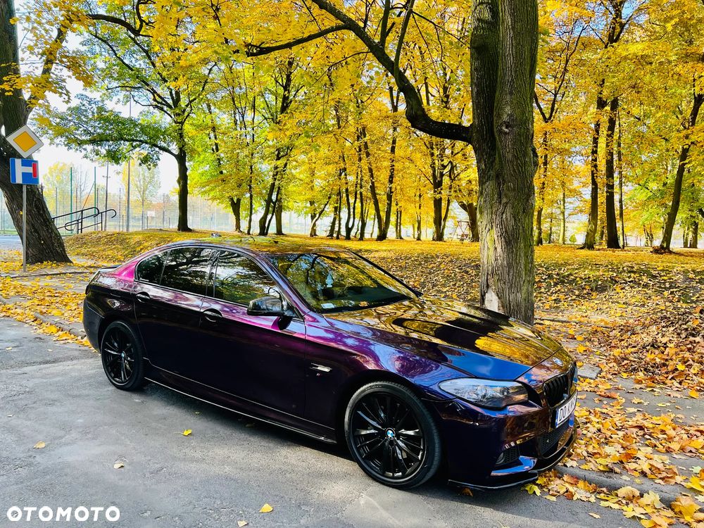 BMW Seria 5 550i - 2