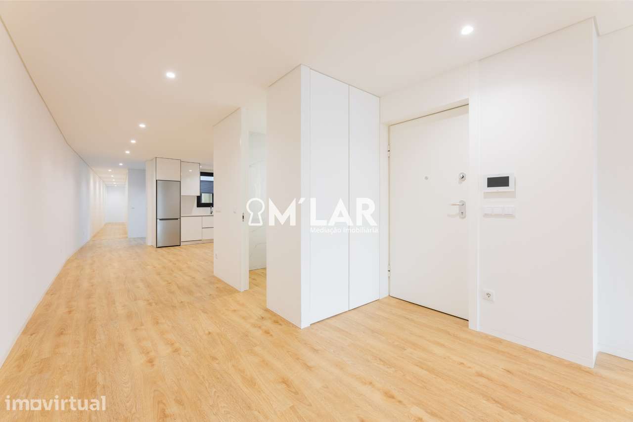 Apartamento T3 com piscina, Novo, no Centro de Vila Verde - Grande imagem: 3/44