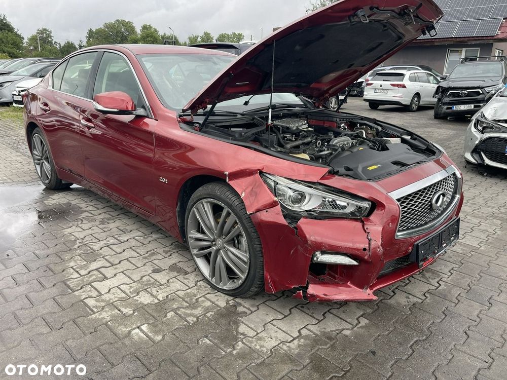 Infiniti Q50 2.0t Premium Executive - 3