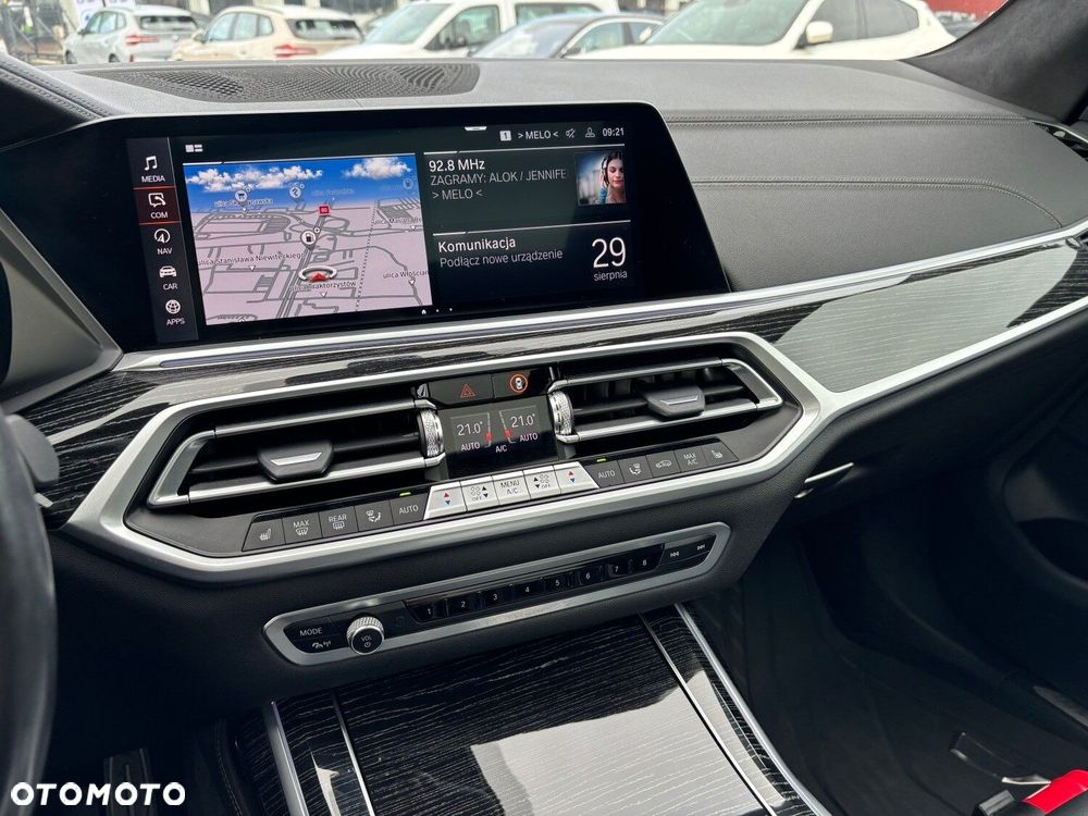 BMW X7 xDrive40i sport - 29