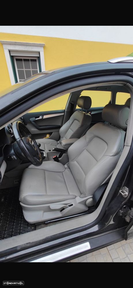 Audi A3 Sportback 2.0 TDi Sport - 4