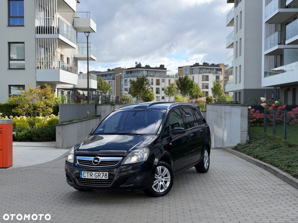 Opel Zafira 1.9 CDTI Cosmo - 1