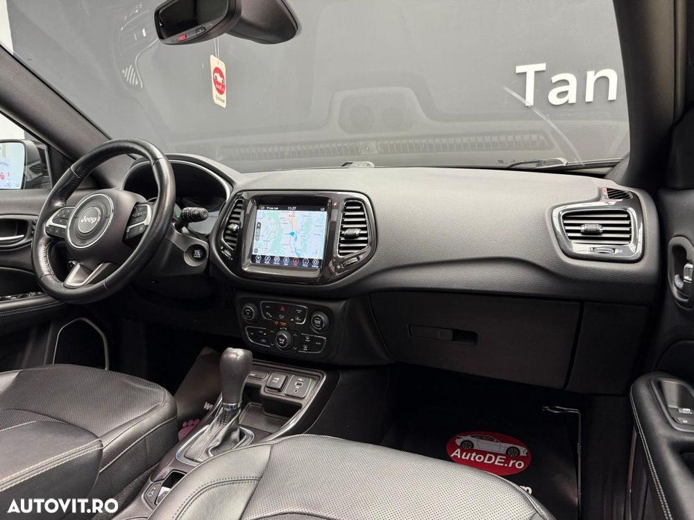 Jeep Compass - 8