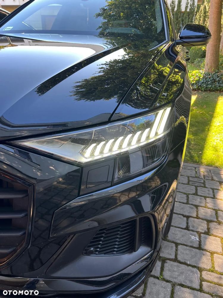 Audi Q8 - 6