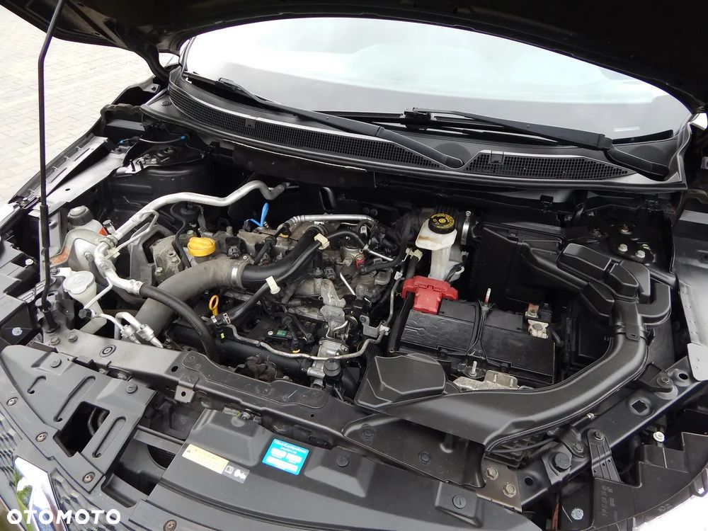 Nissan Qashqai 1.2 DIG-T N-Vision - 16