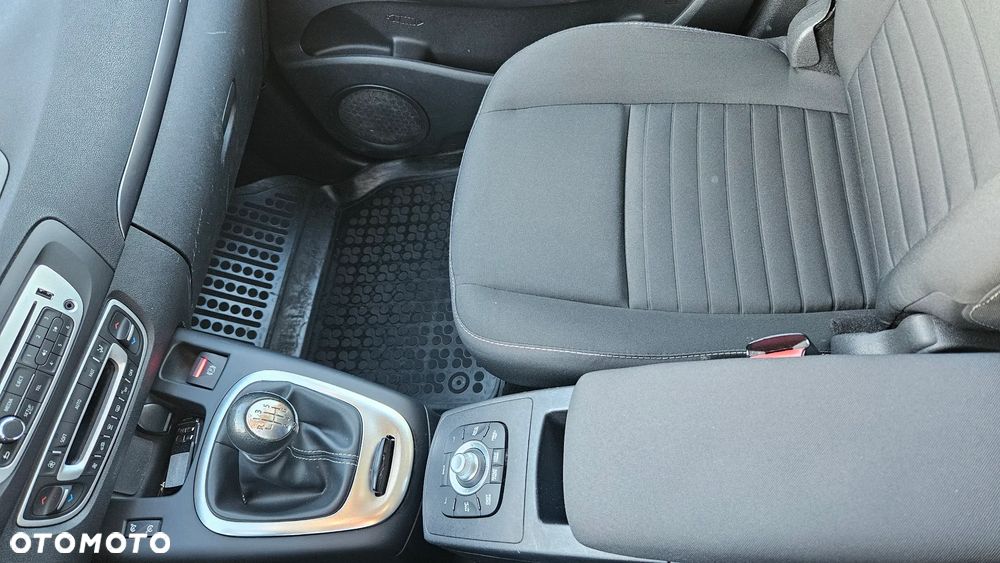 Renault Scenic 1.2 TCe Energy Limited - 19