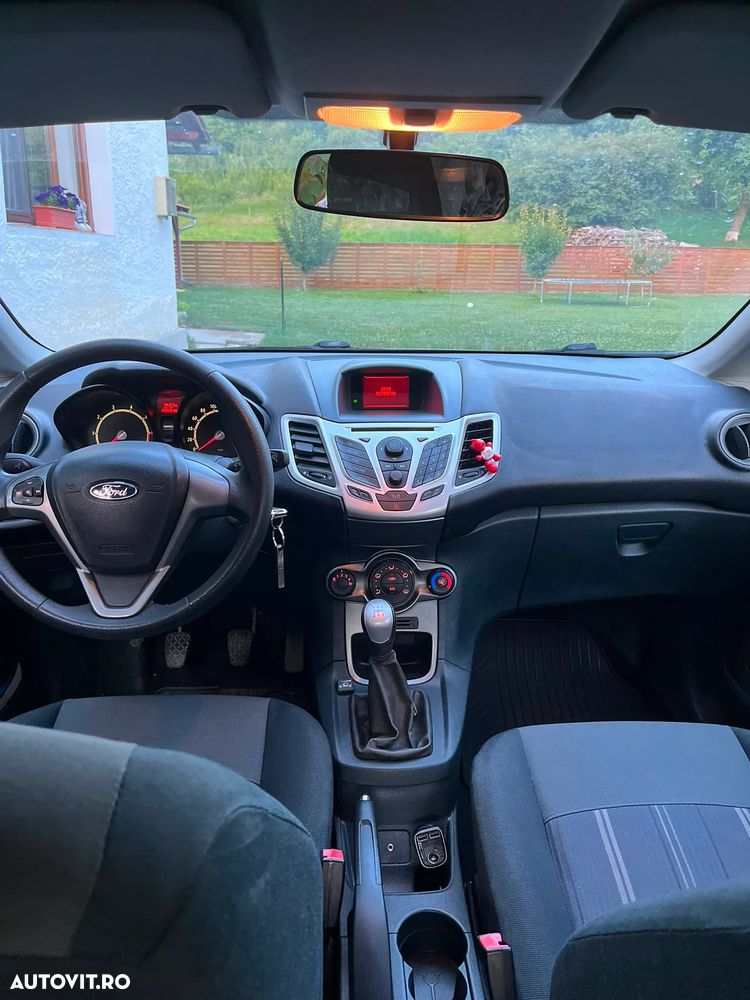 Ford Fiesta 1.25i Trend - 2