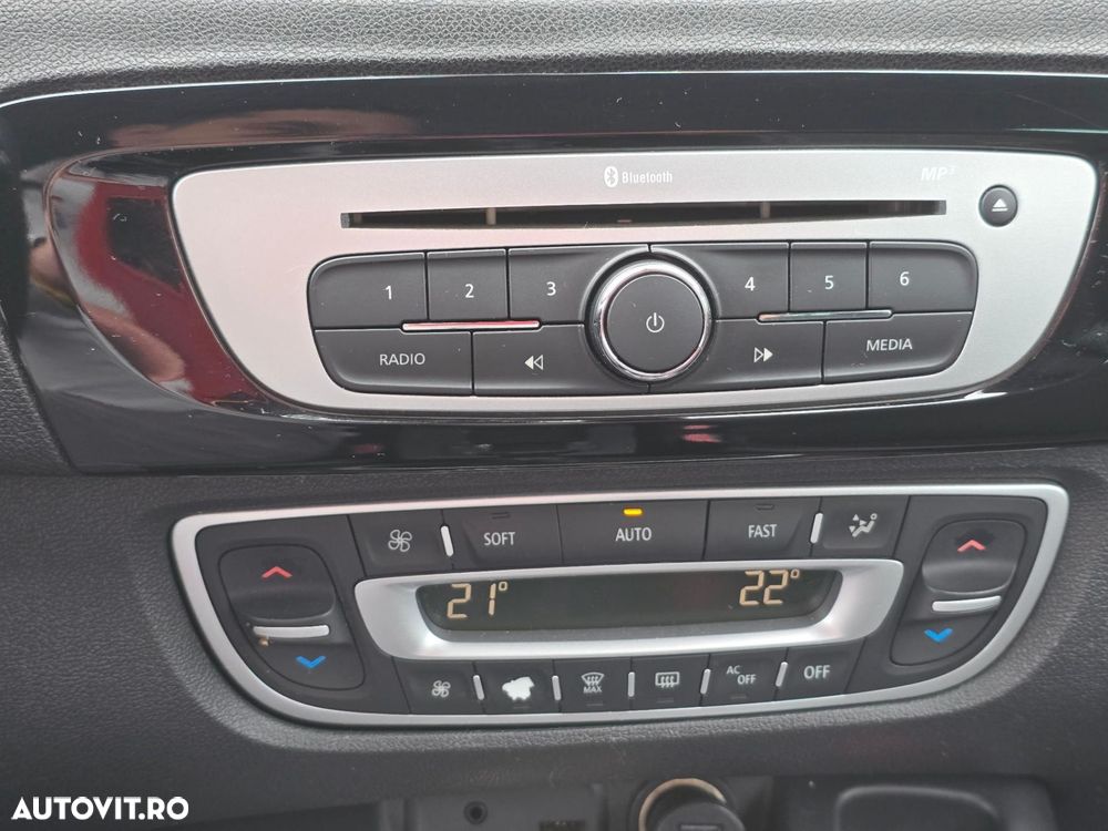 Renault Grand Scenic - 20