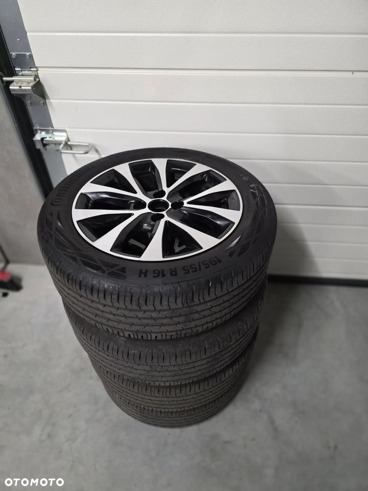 Renault Clio 1.0 TCe Techno - 19