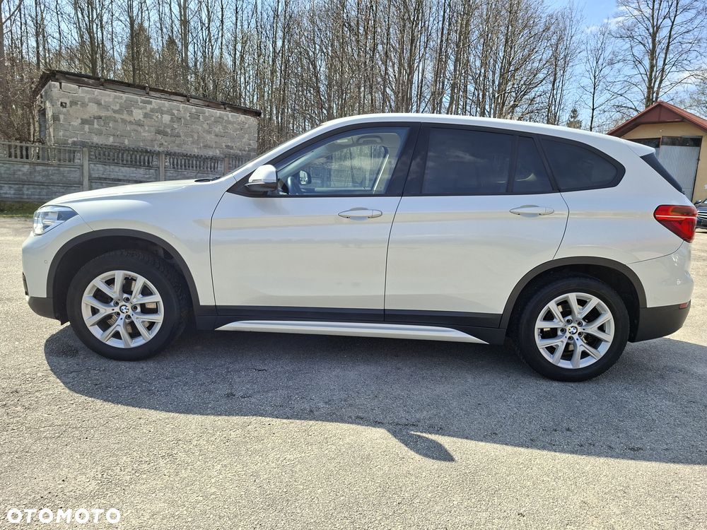 BMW X1 sDrive20i Advantage sport - 4