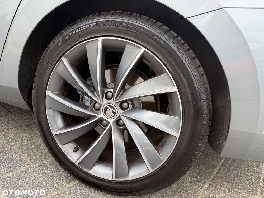 Skoda Superb 2.0 TDI DSG L&K - 15