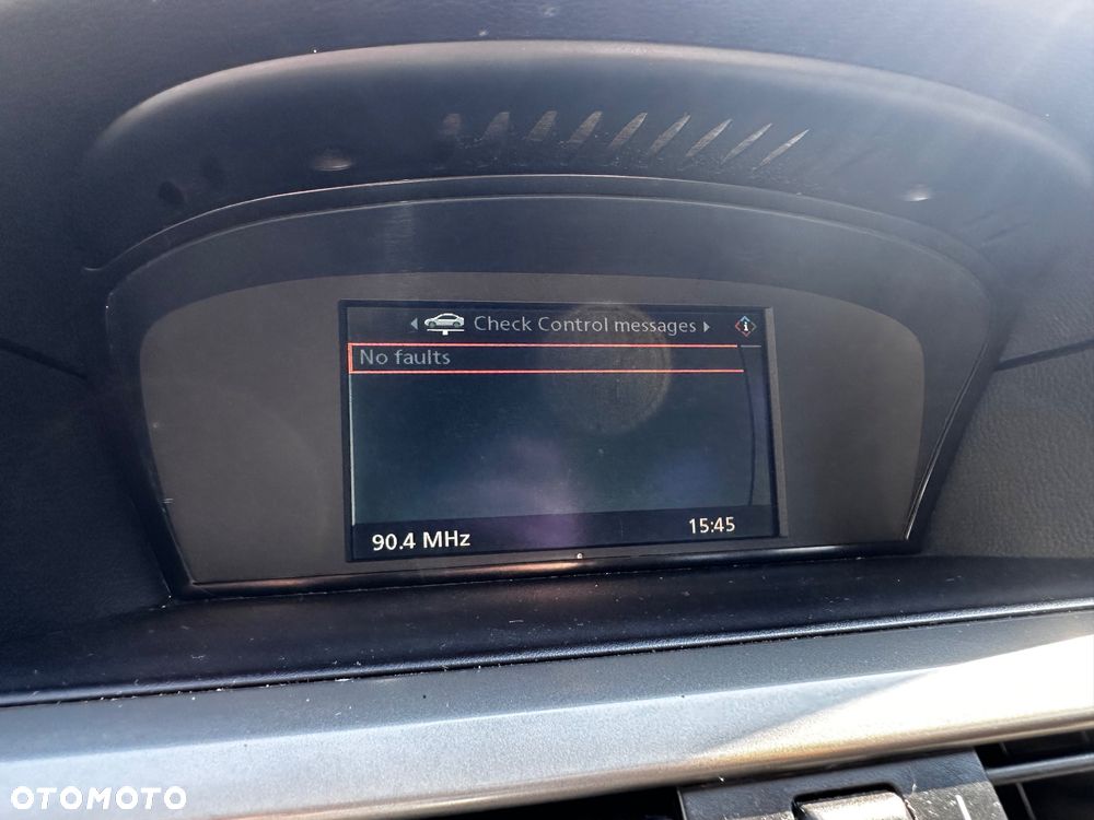 BMW Seria 5 525i - 9