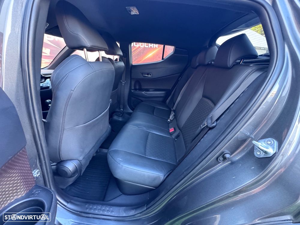 Toyota C-HR 1.8 Hybrid Exclusive+P.Luxury - 13