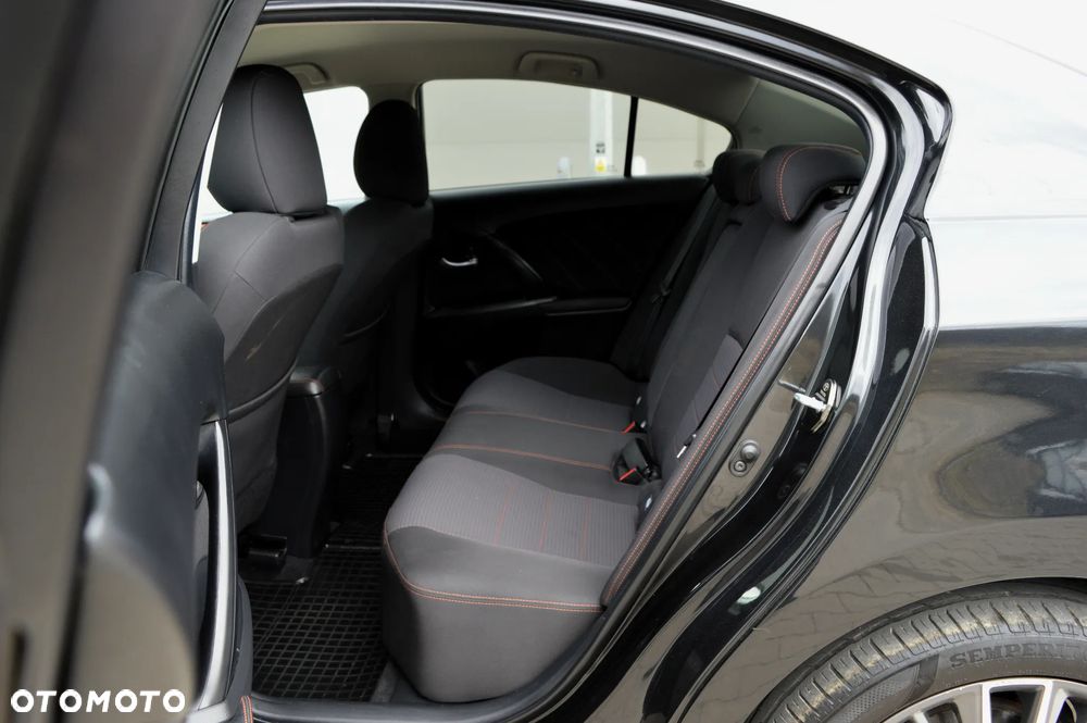 Toyota Avensis 2.0 D-4D Premium - 7