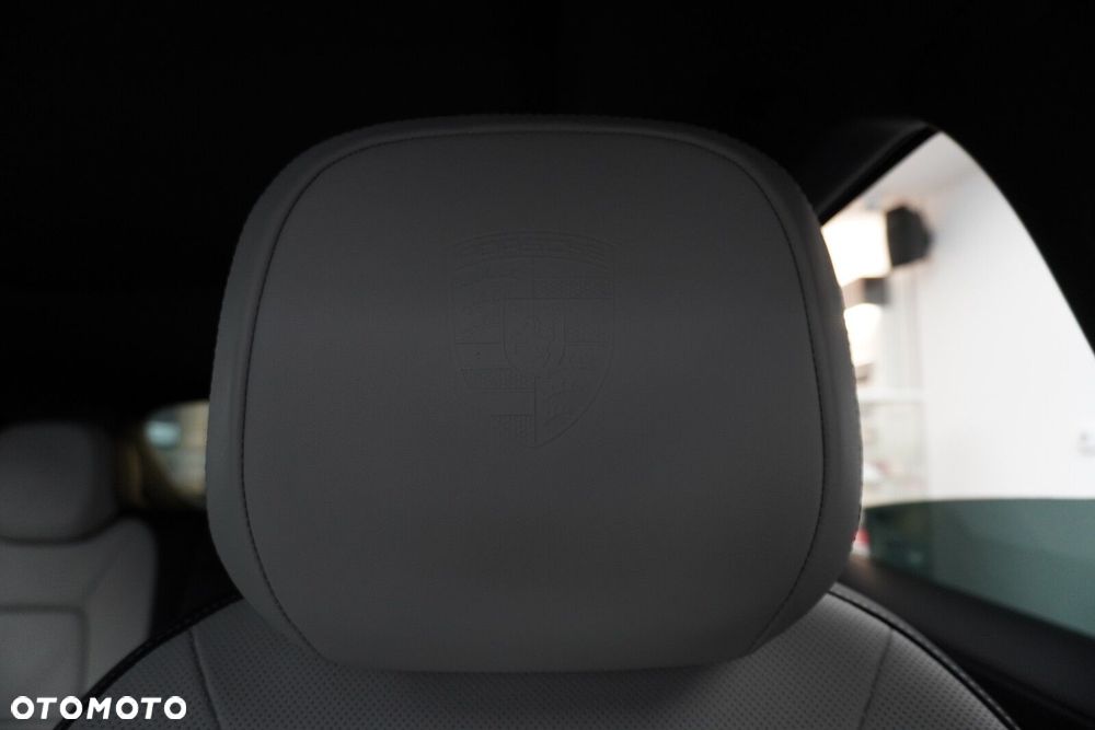 Porsche Cayenne S - 29