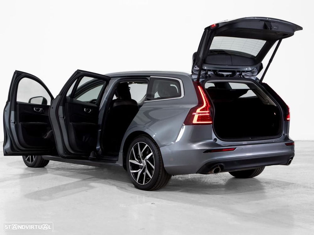 Volvo V60 2.0 T8 AWD TE Momentum - 5