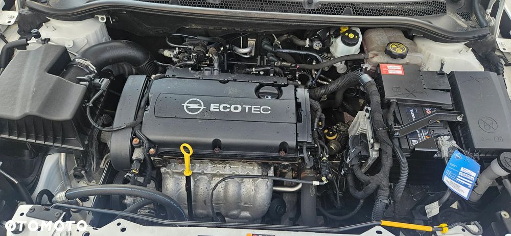 Opel Astra 1.6 Sports Tourer - 34