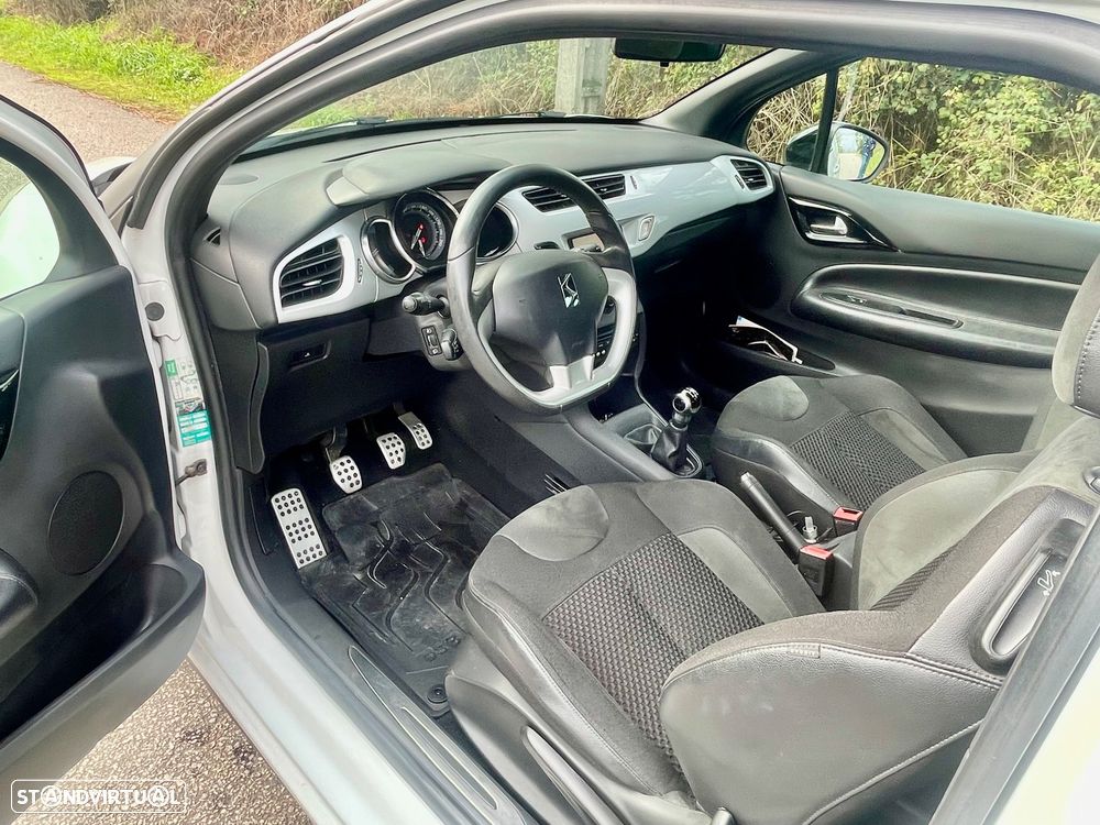 Citroën DS3 1.4 HDi Chic - 3