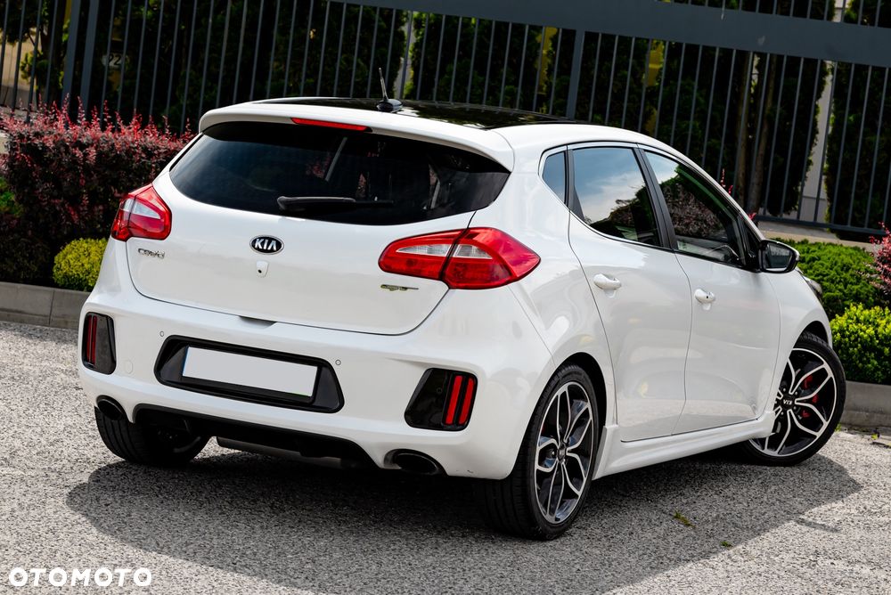 Kia Ceed 1.6 T-GDI GT - 13