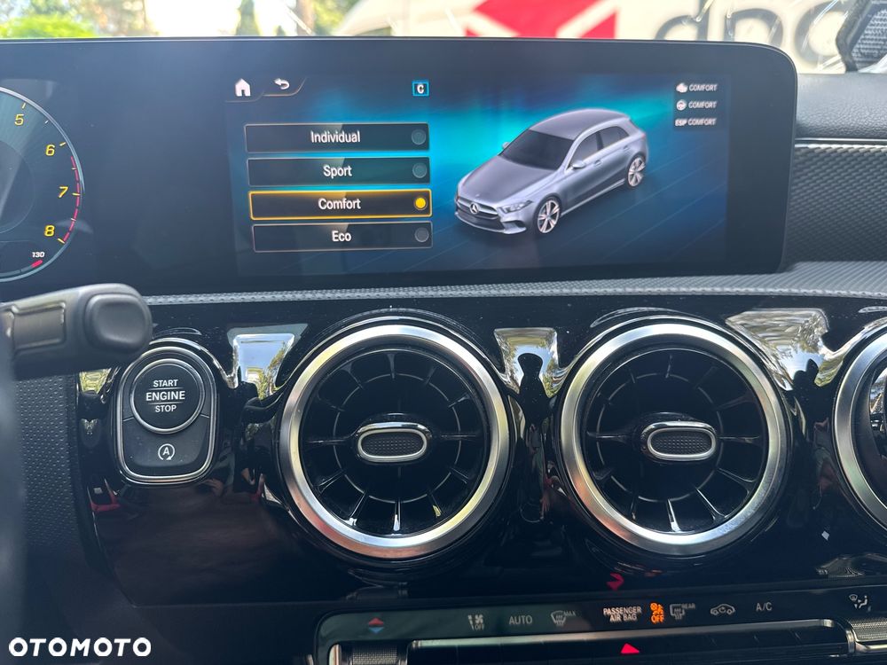 Mercedes-Benz Klasa A 180 Edycja specjalna 7G-DCT - 15