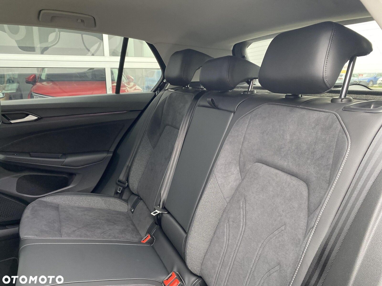 Volkswagen Golf - 16