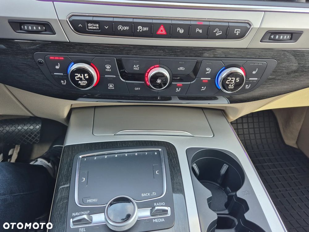 Audi Q7 50 TDI Quattro Tiptronic - 22