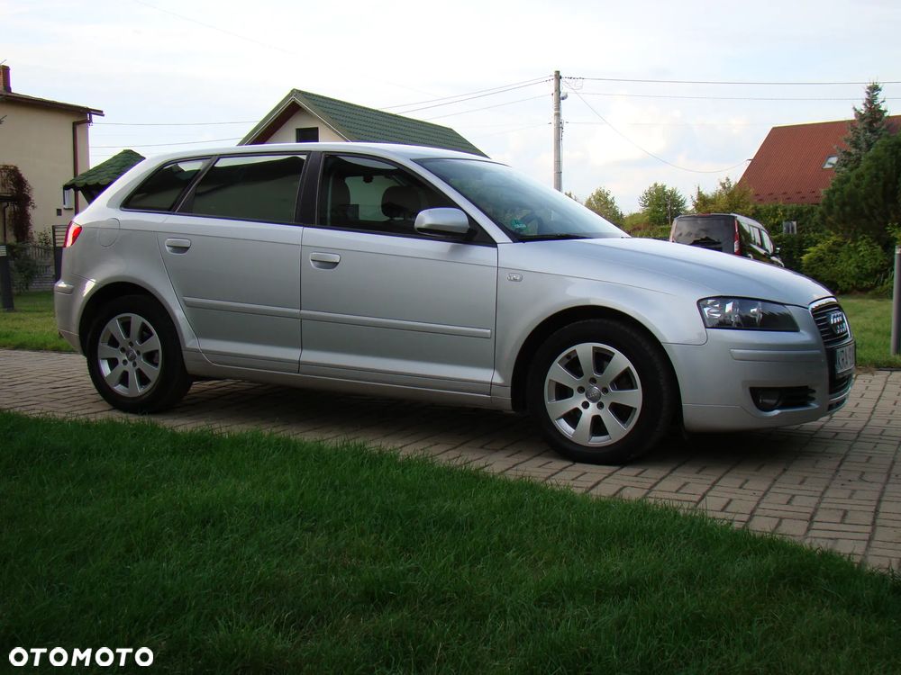 Audi A3 Sportback 1.6 Attraction - 3