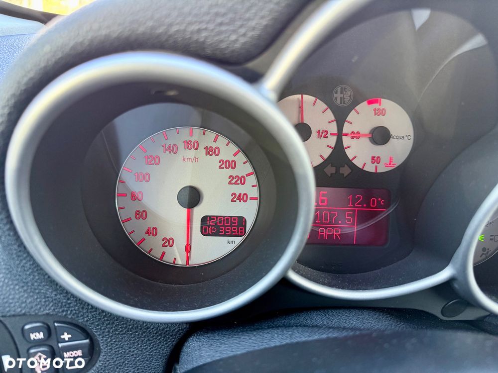 Alfa Romeo 147 1.6 Twin Spark Progression - 18