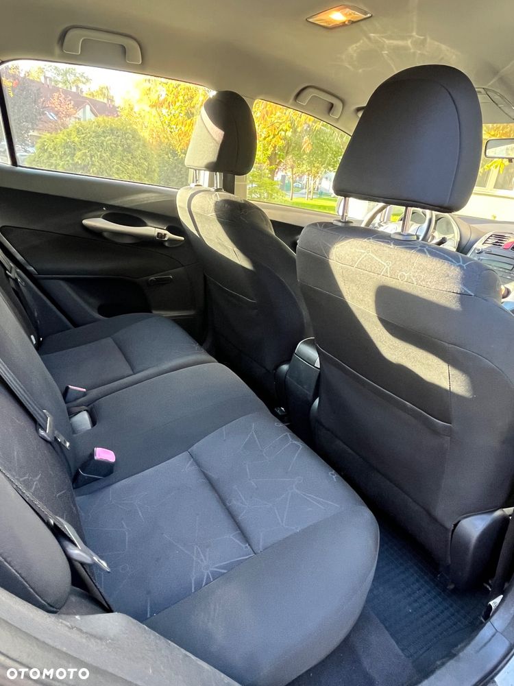 Toyota Auris - 19