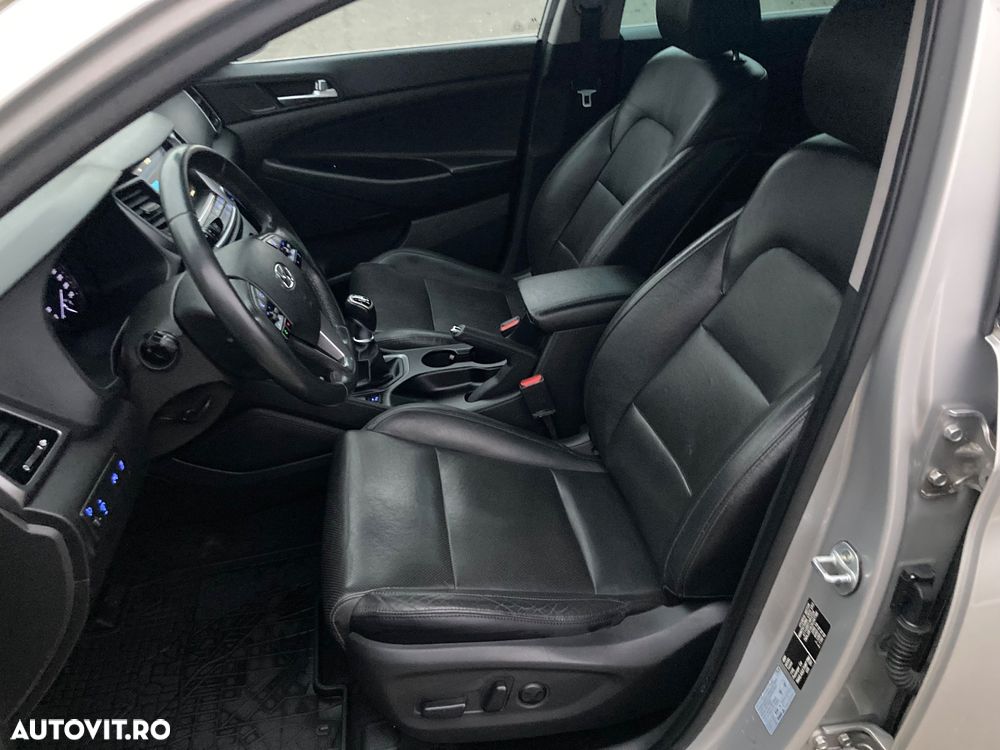 Hyundai Tucson 2.0 CRDI 4WD Premium - 16