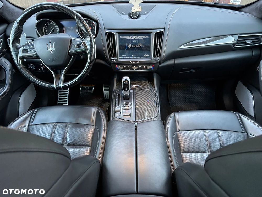 Maserati Levante S Q4 GranSport - 29
