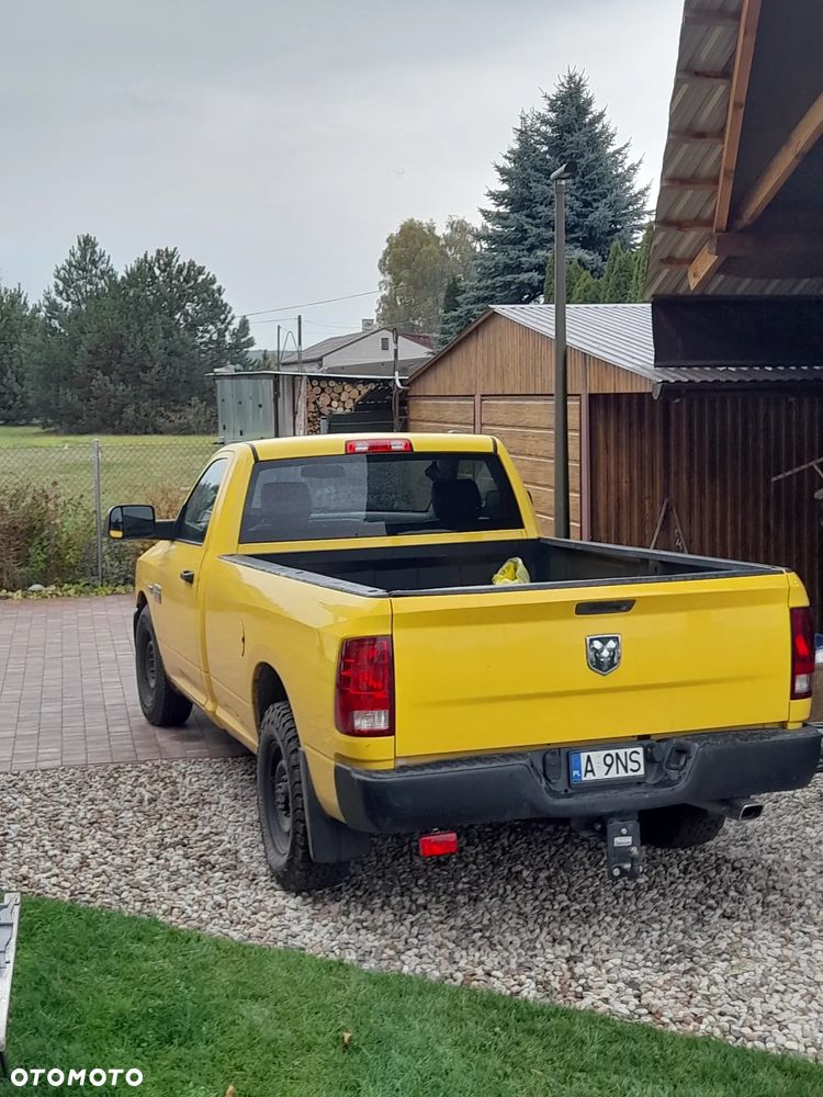 Dodge RAM - 1