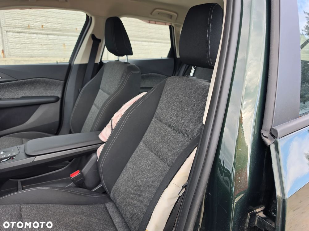 BMW Seria 2 218i Advantage - 10