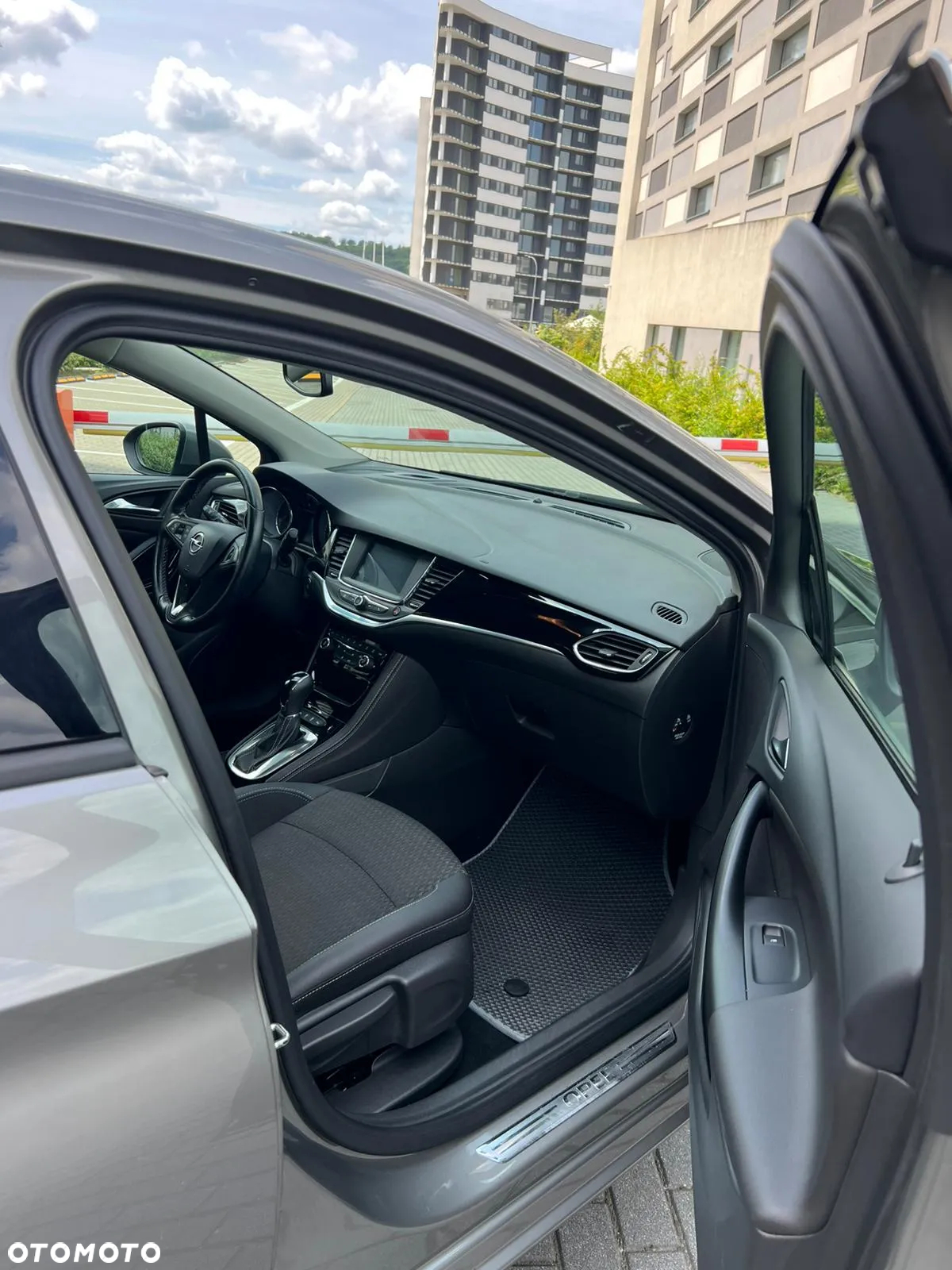 Opel Astra V 1.4 T Dynamic S&S - 7