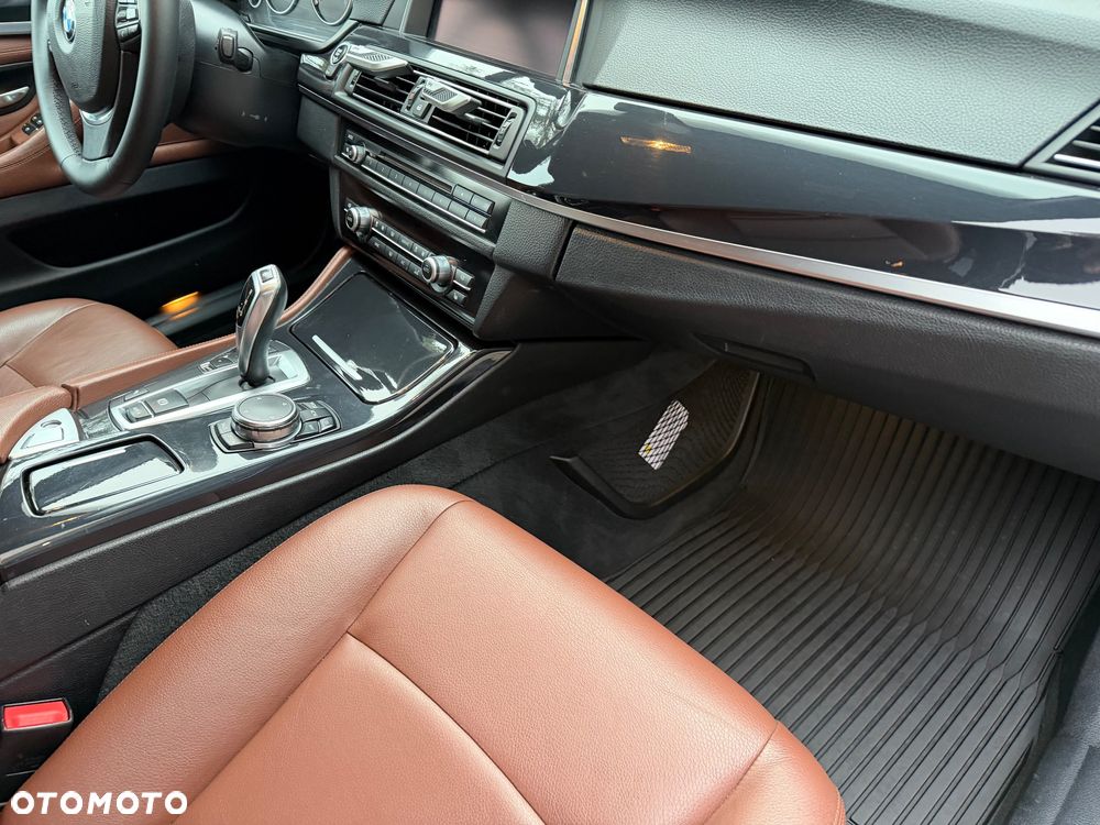BMW Seria 5 520d Luxury Line - 20