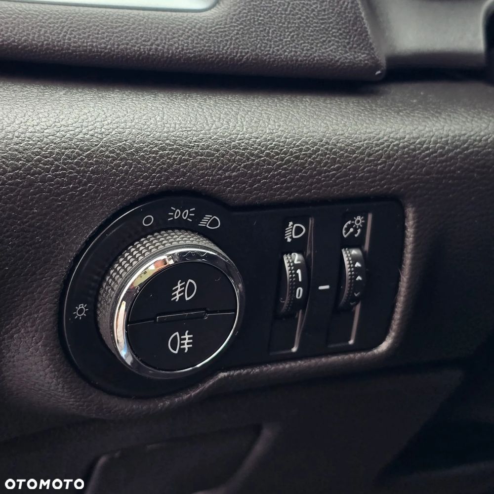 Opel Astra 1.4 Selection - 28