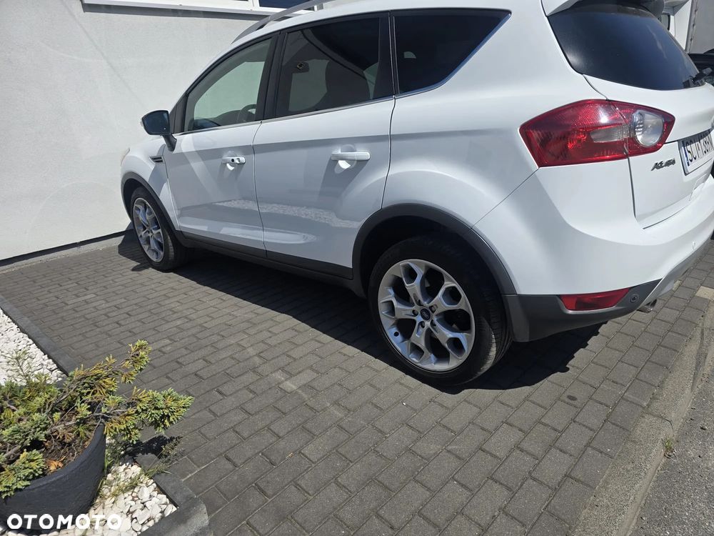 Ford Kuga 2.0 TDCi Individual - 12