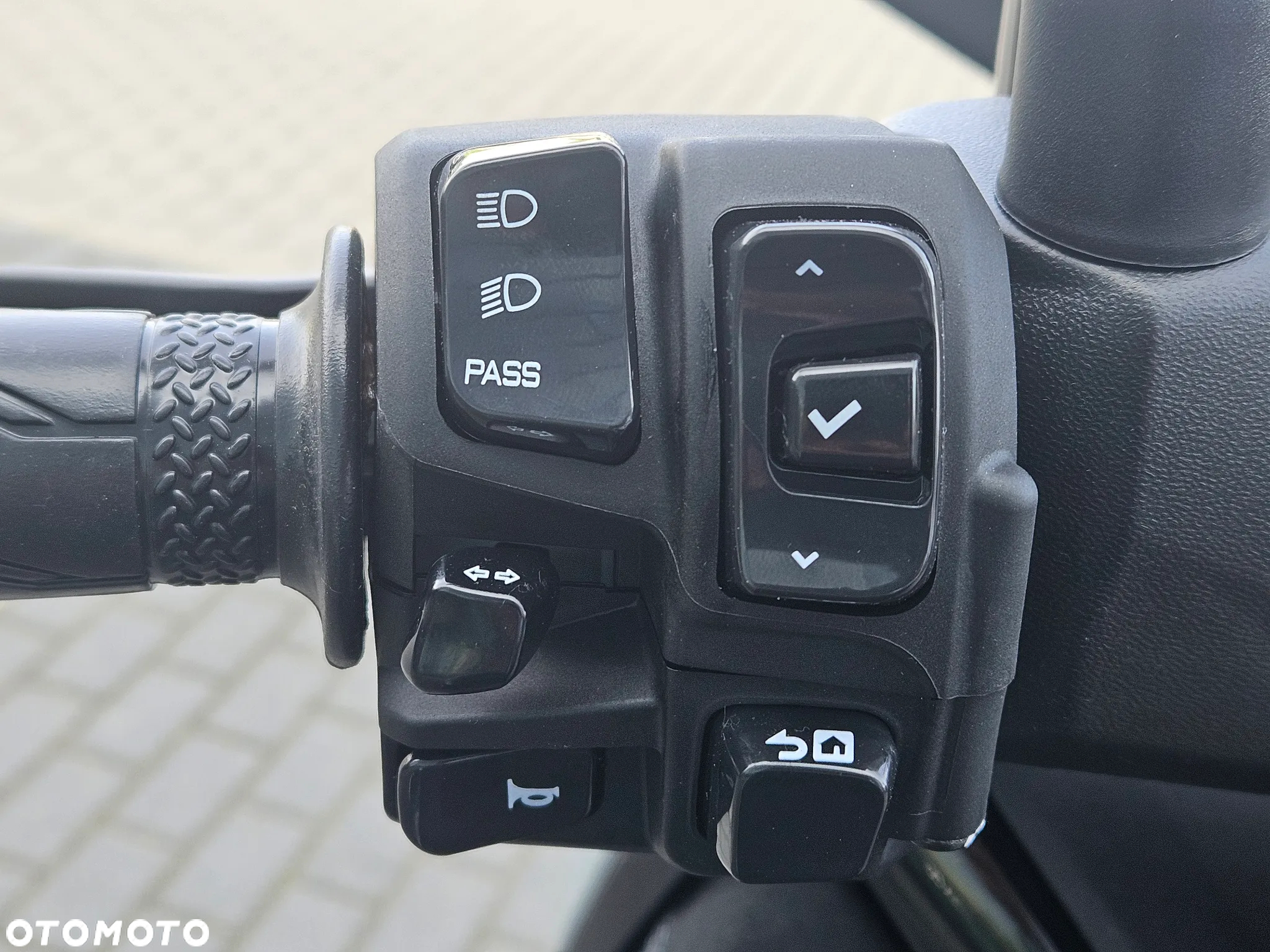Yamaha X-max - 10