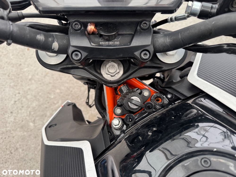 KTM Duke - 21