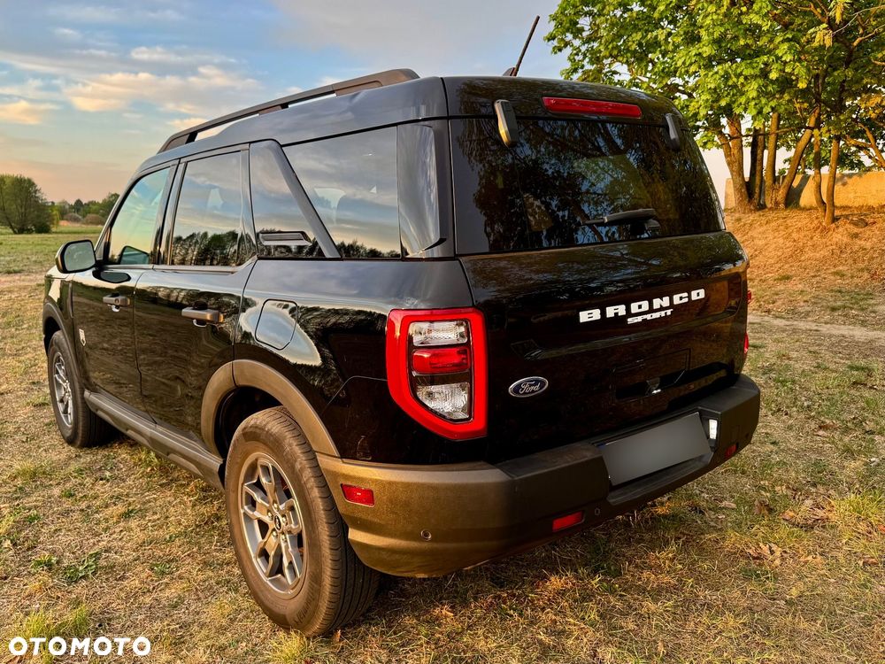 Ford Bronco - 16