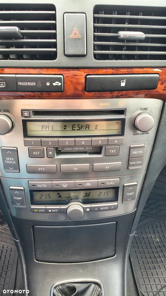 Toyota Avensis 2.0 VVT-i Prestige - 12