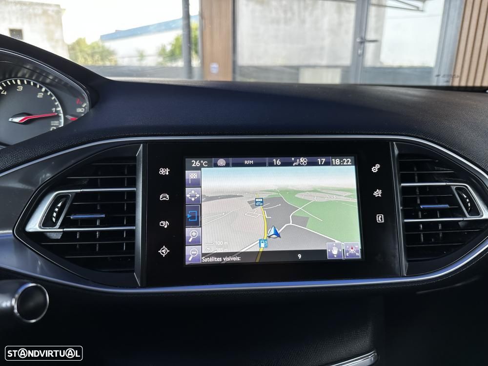 Peugeot 308 1.6 BlueHDi Allure - 25