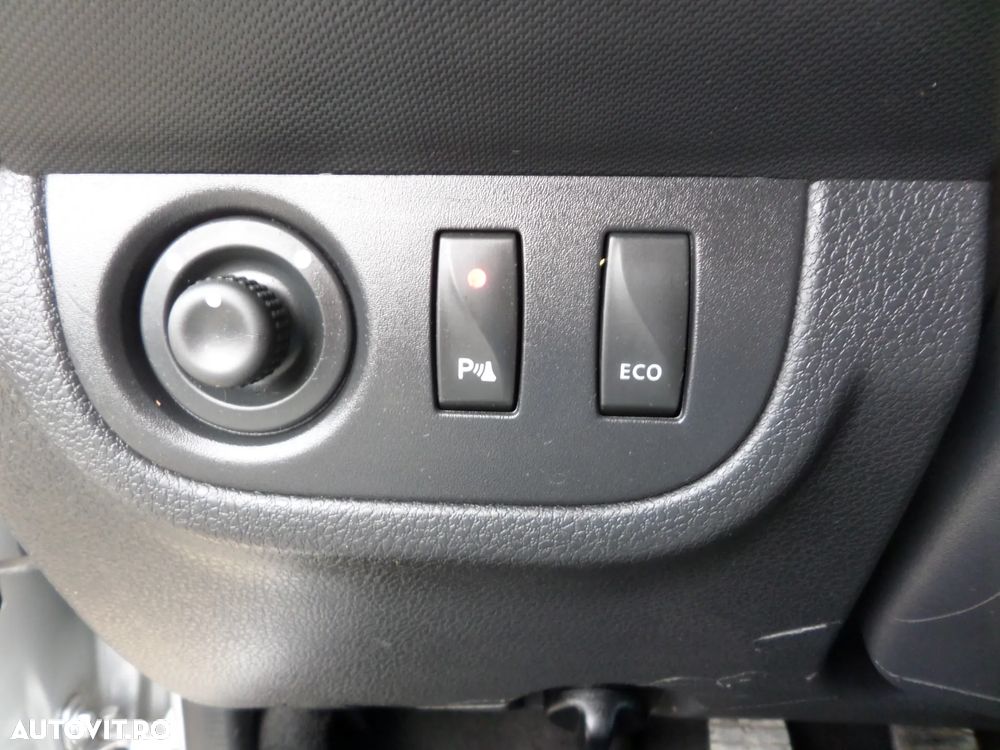 Dacia Logan 0.9 TCe Laureate - 32