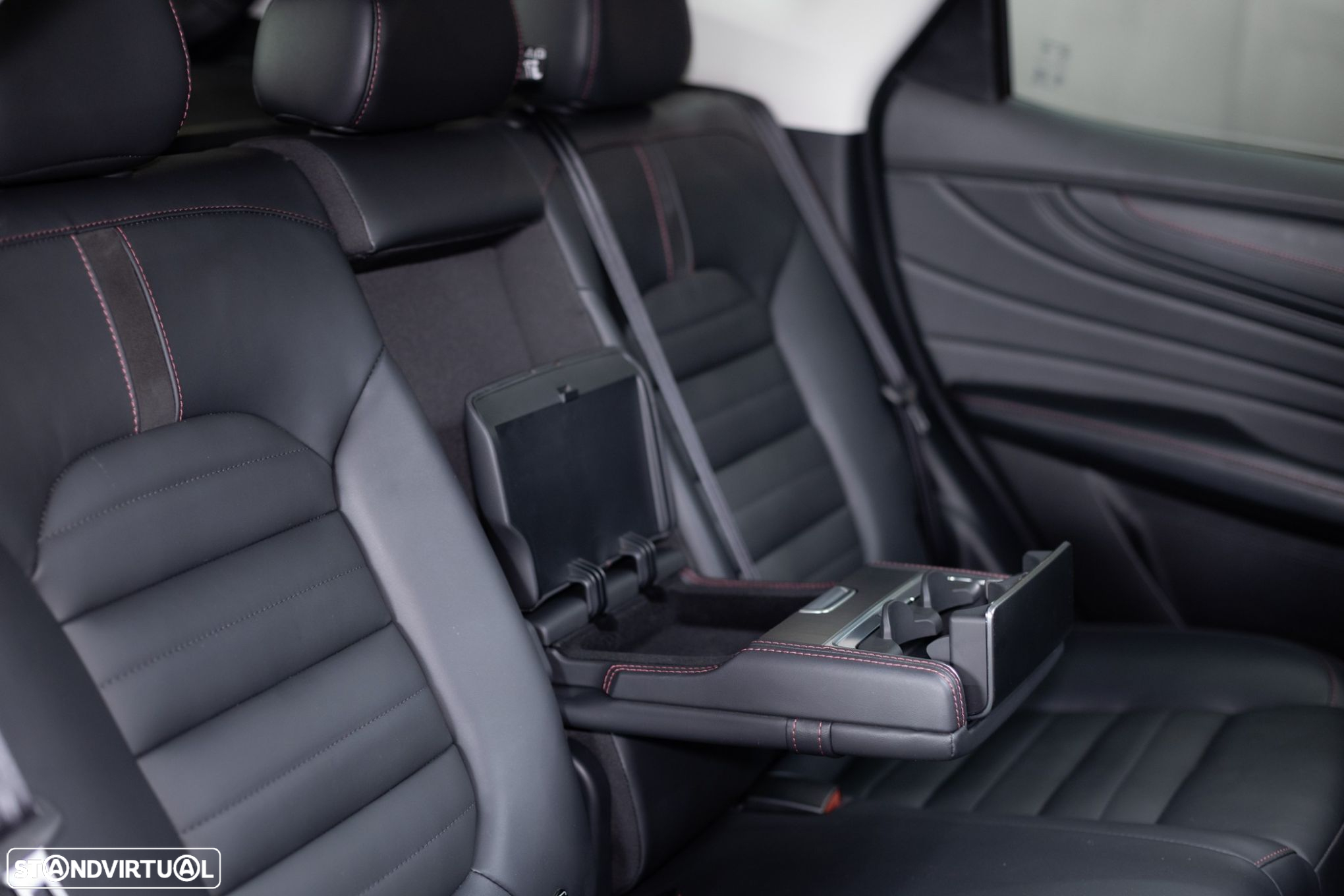 MG EHS 1.5T-GDI PHEV Luxury - 17